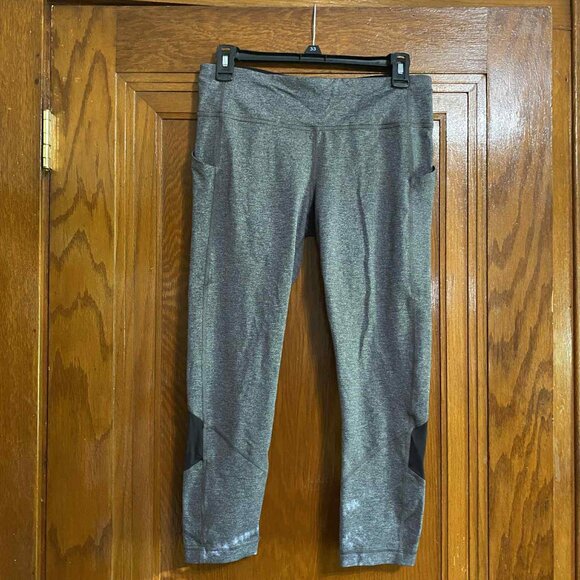Lululemon Ankle Leggings! NWT ! - Picture 6 of 13